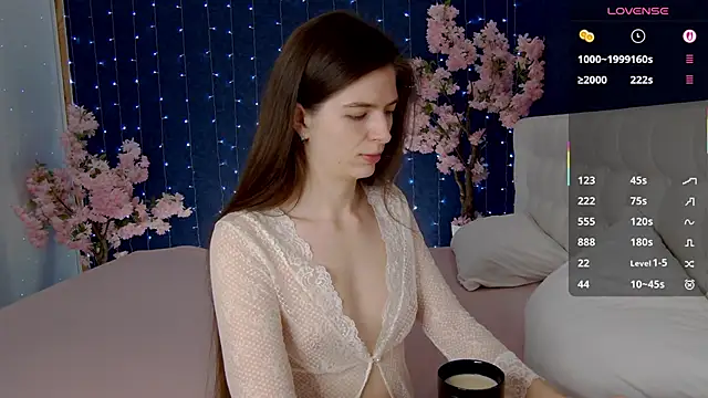 Snapshot of -Mirror-Girl- chatting on November 26, 2025, 4:45 am -Mirror-Girl- online show from November 26, 2025, 4:45 am