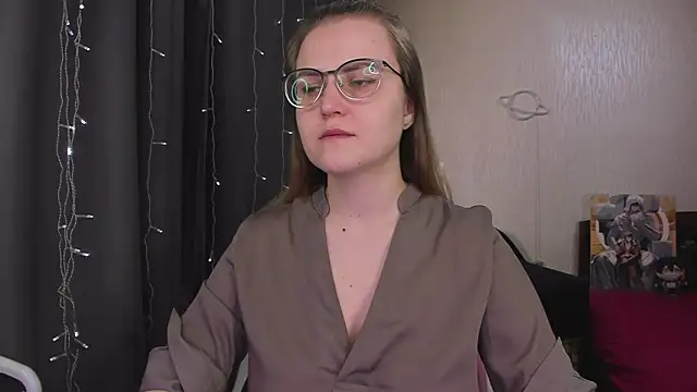 Snapshot of MissBrightShine chatting on February 12, 2026, 10:37 am MissBrightShine online show from February 12, 2026, 10:37 am