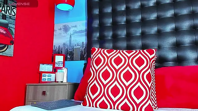 steffanxxll online show from April 20, 2026, 2:29 pm