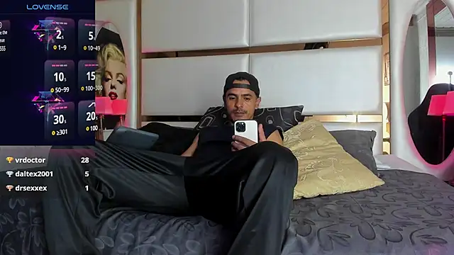 Snapshot of steffanxxll chatting on February 2, 2025, 1:30 pm steffanxxll online show from February 2, 2025, 1:30 pm