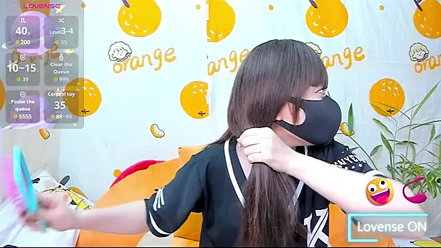 Snapshot of alonelove__ chatting on December 2, 2025, 2:34 am alonelove online show from December 2, 2025, 2:34 am