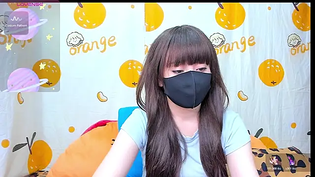 Snapshot of alonelove__ chatting on October 24, 2025, 2:32 am alonelove online show from October 24, 2025, 2:32 am