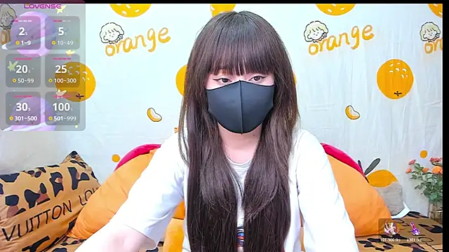 Snapshot of alonelove__ chatting on November 8, 2025, 2:37 am alonelove online show from November 8, 2025, 2:37 am