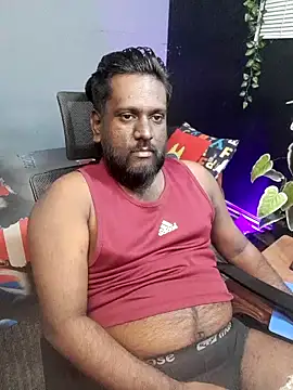 Rayansmith  online show from September 30, 2025, 9:32 pm