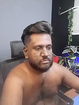 Rayansmith  online show from November 30, 2025, 10:21 pm