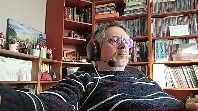 Mandra is a whore online show from October 7, 2025, 8:26 am