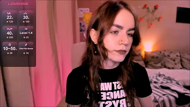 Snapshot of _selectrra chatting on February 28, 2026, 7:02 pm selectrra online show from February 28, 2026, 7:02 pm