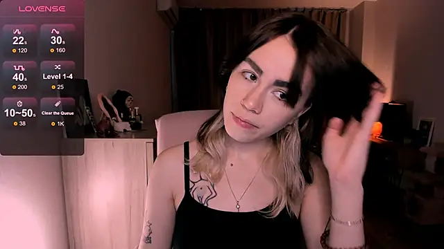  selectrra online show from March 10, 2025, 11:45 am