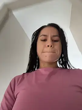 Snapshot of dominantandsubmissiveshow chatting on February 20, 2026, 8:22 pm dominantandsubmissiveshow online show from February 20, 2026, 8:22 pm