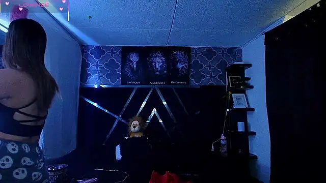 Zoe olsen online show from December 4, 2025, 5:34 pm