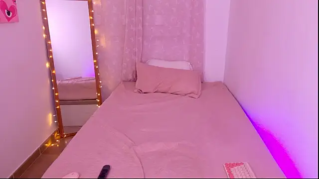 Snapshot of Mar_333 chatting on April 10, 2026, 7:04 am Mar 333 online show from April 10, 2026, 7:04 am