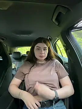 EllyNora online show from May 30, 2026, 4:23 pm