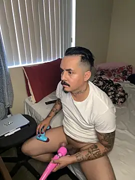 PeterGrandee online show from October 6, 2025, 10:54 pm