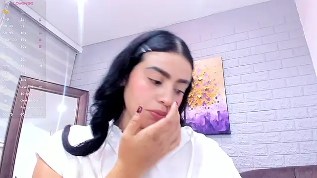 Snapshot of Paula_Desousa chatting on May 23, 2026, 7:35 pm Paula Desousa online show from May 23, 2026, 7:35 pm