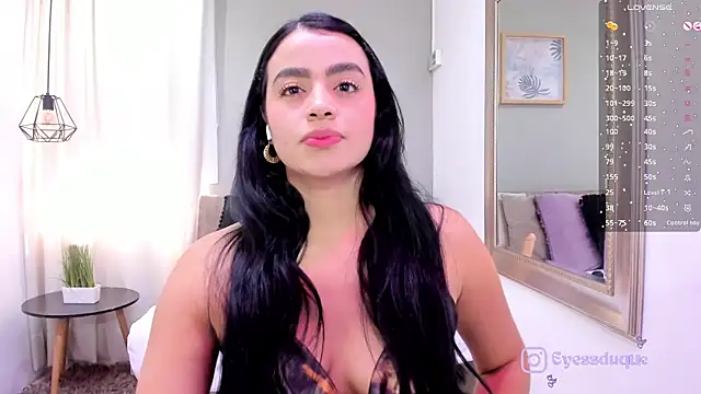 Snapshot of Paula_Desousa chatting on April 30, 2026, 7:43 pm Paula Desousa online show from April 30, 2026, 7:43 pm