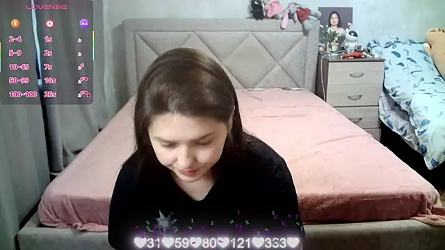 Snapshot of juliettkalen chatting on May 11, 2026, 4:36 am juliettkalen online show from May 11, 2026, 4:36 am