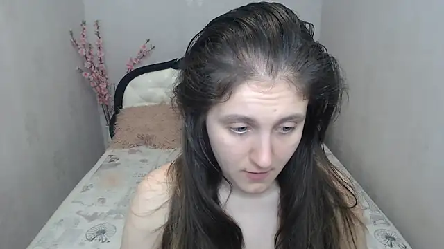 Snapshot of Holliy_Cooper chatting on June 11, 2026, 8:11 am Holliy Cooper online show from June 11, 2026, 8:11 am