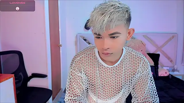 Snapshot of Austin_connor_ chatting on January 23, 2025, 9:08 am Austin connor online show from January 23, 2025, 9:08 am