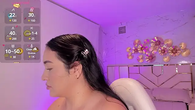 Snapshot of stephania_diamond chatting on December 7, 2024, 2:47 am stephania diamond online show from December 7, 2024, 2:47 am