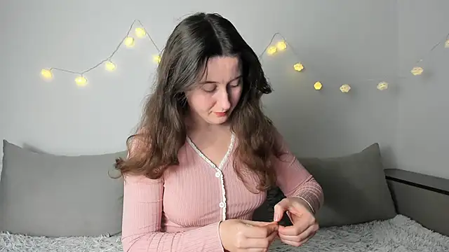  Anna Montana online show from December 18, 2025, 7:40 pm