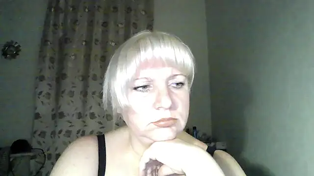 Snapshot of MeilomaWesa chatting on November 27, 2025, 5:24 pm MeilomaWesa online show from November 27, 2025, 5:24 pm