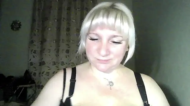 Snapshot of MeilomaWesa chatting on January 12, 2026, 6:58 pm MeilomaWesa online show from January 12, 2026, 6:58 pm