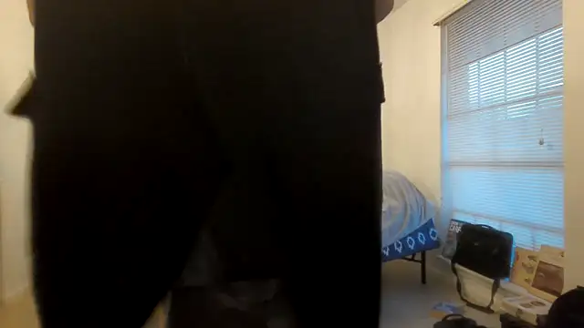 Snapshot of Peachestabby147 chatting on February 25, 2026, 12:33 am Peachestabby147 online show from February 25, 2026, 12:33 am