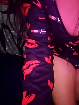 Zeina2024 online show from February 6, 2026, 9:11 pm