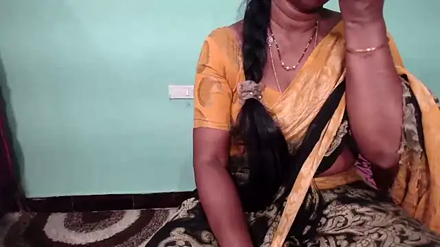 Snapshot of shrutitelugu69 chatting on November 20, 2025, 1:34 pm shrutitelugu69 online show from November 20, 2025, 1:34 pm