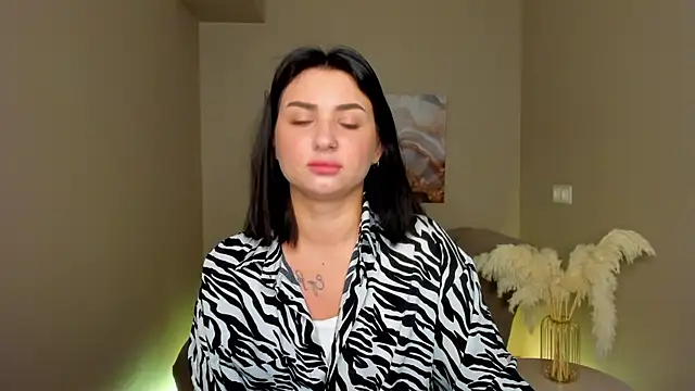 Snapshot of Sourr_Lollipop chatting on July 8, 2026, 11:38 pm Sourr Lollipop online show from July 8, 2026, 11:38 pm