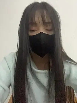 Snapshot of Asia-Lynn chatting on April 21, 2026, 10:33 am Asia-Lynn online show from April 21, 2026, 10:33 am