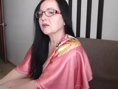 Snapshot of Alma44 chatting on May 31, 2026, 8:31 am Alma44 online show from May 31, 2026, 8:31 am