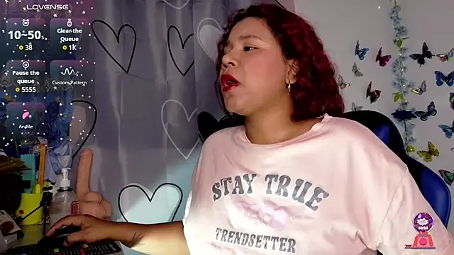 lucy hairypussy83 online show from September 20, 2025, 4:28 am