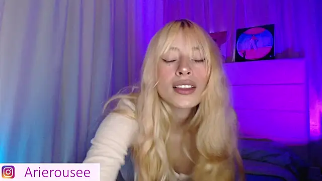 Snapshot of arie_rousee_sub chatting on February 12, 2026, 1:49 am arie rousee sub online show from February 12, 2026, 1:49 am