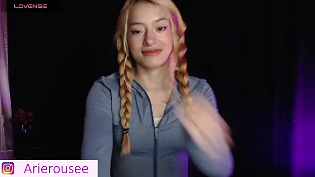 arie rousee sub online show from November 8, 2025, 11:52 pm