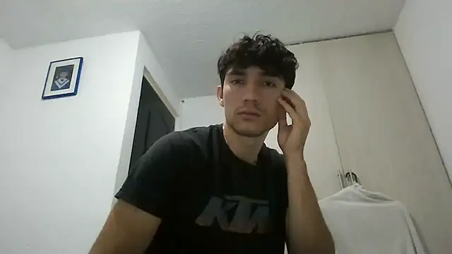 ChicoMaloFfF online show from November 6, 2025, 6:01 pm