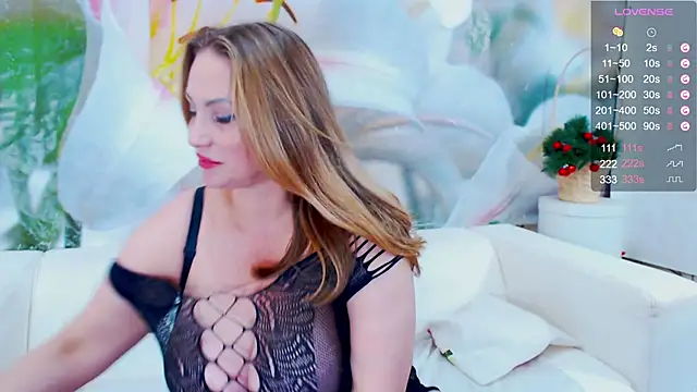 Snapshot of Lilly_Diaz chatting on November 15, 2025, 5:22 am Lilly Diaz online show from November 15, 2025, 5:22 am