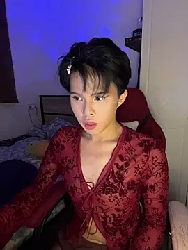 Plaxtique online show from April 3, 2026, 5:19 pm