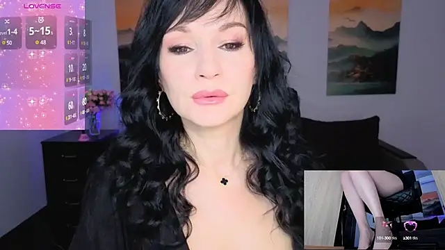 Sofia Ford online show from October 17, 2025, 7:00 am