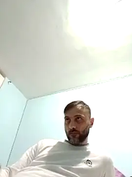 Snapshot of coppiasenzacensura chatting on December 14, 2025, 5:40 pm coppiasenzacensura online show from December 14, 2025, 5:40 pm