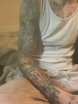 PIercingBoy38 online show from February 26, 2025, 8:28 am