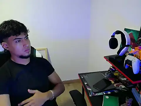 Snapshot of matias_bianco chatting on December 4, 2025, 3:49 am matias bianco online show from December 4, 2025, 3:49 am