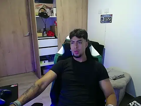 matias bianco online show from September 15, 2025, 10:32 pm