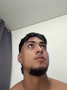 Snapshot of matias_bianco chatting on February 19, 2026, 12:18 am matias bianco online show from February 19, 2026, 12:18 am