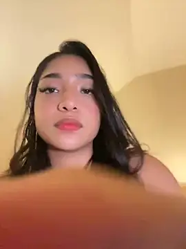 Snapshot of Bellafr chatting on December 1, 2024, 4:45 pm Bellafr online show from December 1, 2024, 4:45 pm