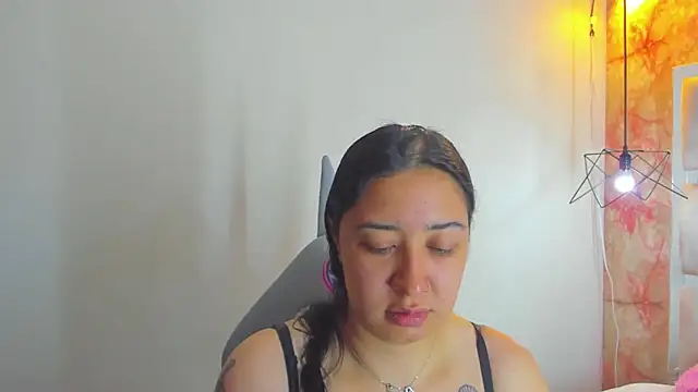 Snapshot of sayumi_dirty chatting on October 5, 2025, 12:18 pm sayumi dirty online show from October 5, 2025, 12:18 pm