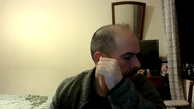 Snapshot of sstrasser chatting on February 9, 2025, 11:36 pm sstrasser online show from February 9, 2025, 11:36 pm