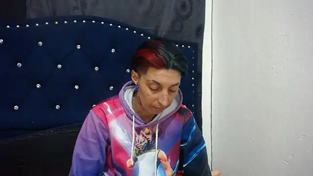 Snapshot of anyu1306 chatting on February 12, 2025, 4:44 am anyu1306 online show from February 12, 2025, 4:44 am