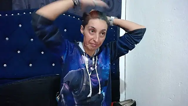 Snapshot of anyu1306 chatting on February 23, 2025, 5:45 am anyu1306 online show from February 23, 2025, 5:45 am