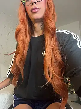 Snapshot of Miss_sagitario chatting on December 14, 2025, 12:11 pm Miss sagitario online show from December 14, 2025, 12:11 pm